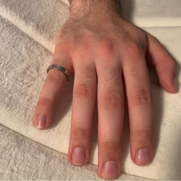 Silver tone band size 8 - Picture 5 of 7